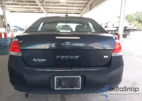 2010 Ford Focus Se z USA, uszkodzony, nr VIN 1FAHP3FN2AW272296
